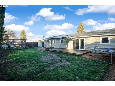905 S Magnolia Street Cornelius OR 97113