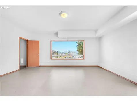 255 M Street Columbia City OR 97018
