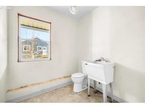 255 M Street Columbia City OR 97018