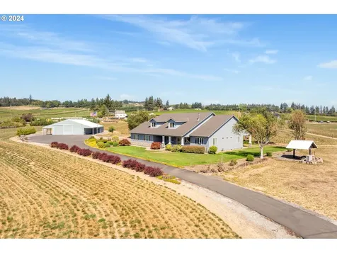 19015 Riverwood Road Dundee OR 97115