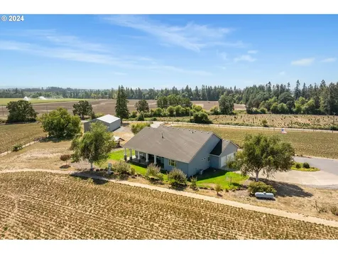 19015 Riverwood Road Dundee OR 97115