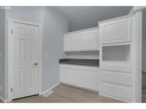 5278 Glenn Ellen Drive Eugene OR 97402