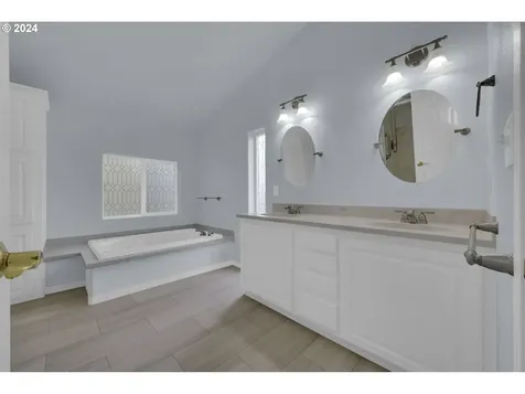 5278 Glenn Ellen Drive Eugene OR 97402