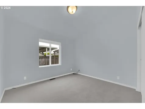 5278 Glenn Ellen Drive Eugene OR 97402