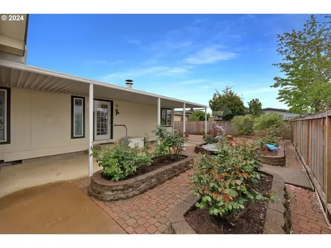 5278 Glenn Ellen Drive Eugene OR 97402
