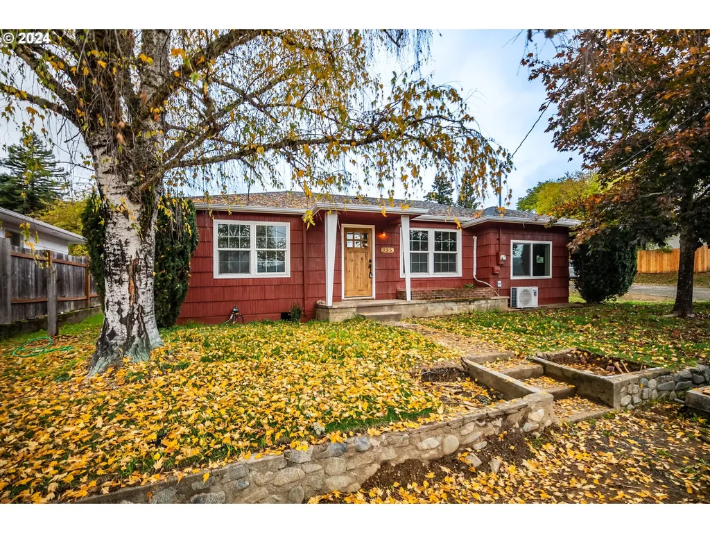 735 NE Madrona Drive Myrtle Creek OR 97457