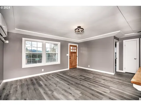 735 NE Madrona Drive Myrtle Creek OR 97457