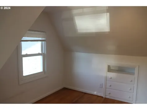 4614 SE 32nd Avenue Portland OR 97202