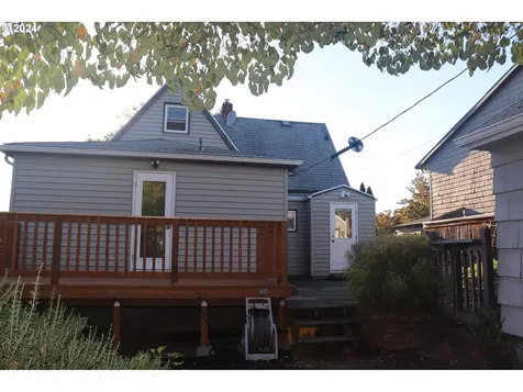 4614 SE 32nd Avenue Portland OR 97202
