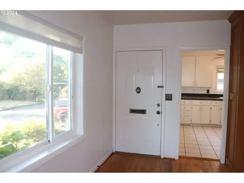 4614 SE 32nd Avenue Portland OR 97202