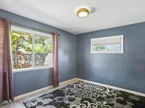 8116 SE Reedway Street Portland OR 97206