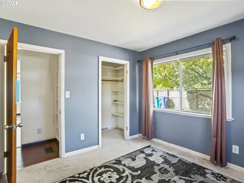 8116 SE Reedway Street Portland OR 97206