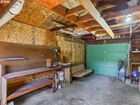 8116 SE Reedway Street Portland OR 97206