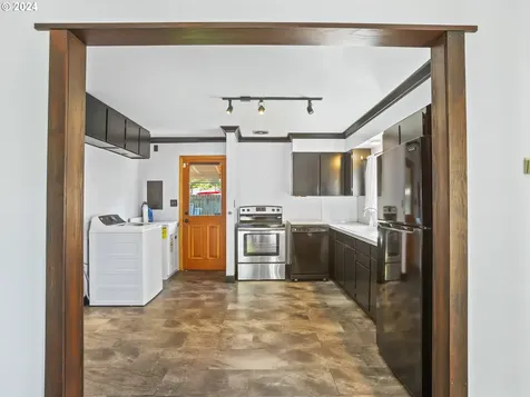 8116 SE Reedway Street Portland OR 97206