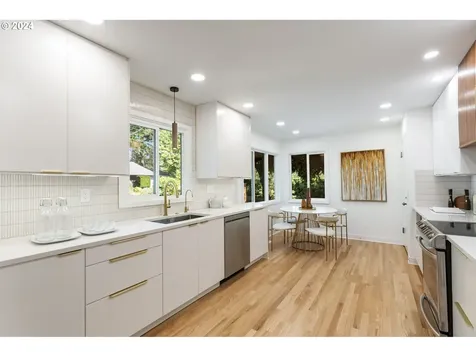 665 Sw Viewmont Drive Portland OR 97225