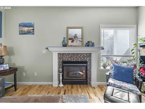 2071 Rollin Avenue Nw Salem OR 97304