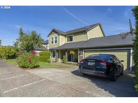 2071 Rollin Avenue Nw Salem OR 97304
