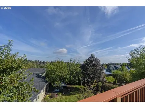 2071 Rollin Avenue Nw Salem OR 97304