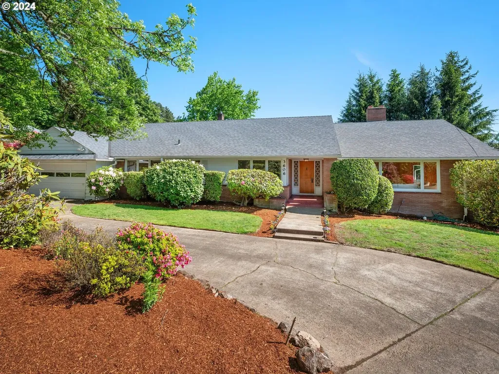 3606 Sw Tunnelwood Street Portland OR 97221