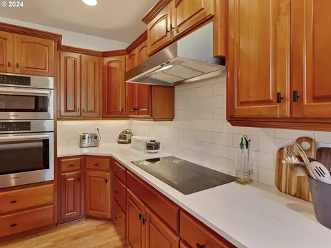 1301 NW 150th Circle Vancouver WA 98685