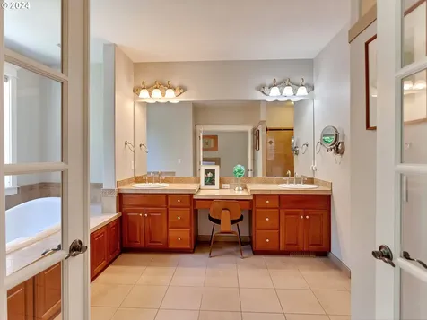 1301 NW 150th Circle Vancouver WA 98685