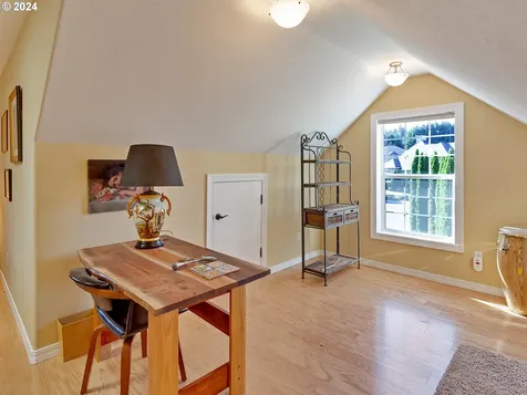 1301 NW 150th Circle Vancouver WA 98685