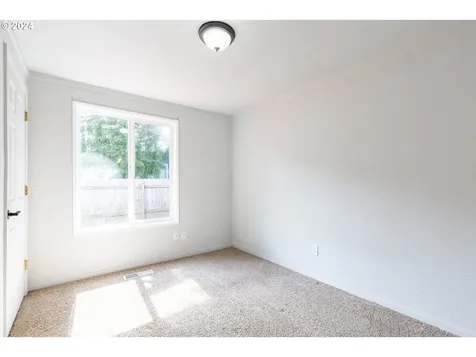 313 10th Avenue Sweet Home OR 97386