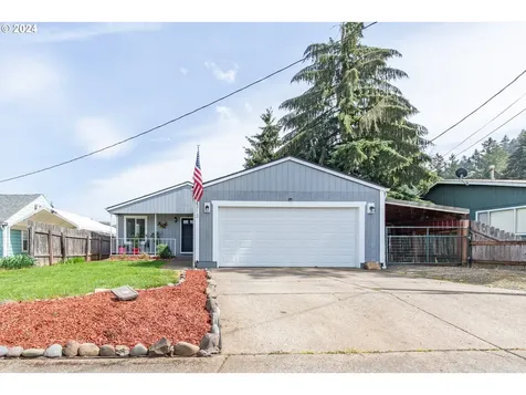 313 10th Avenue Sweet Home OR 97386