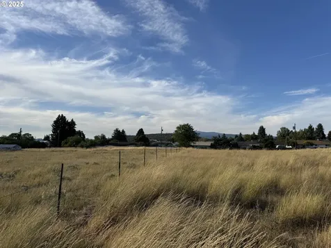 820 S Roosevelt Street Goldendale WA 98620