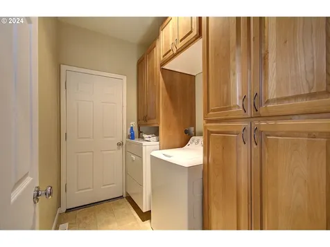 2106 NE 107th Street Vancouver WA 98686