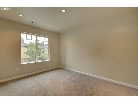 2106 NE 107th Street Vancouver WA 98686