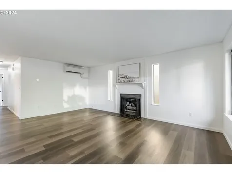 11317 SW 64th Avenue Portland OR 97219