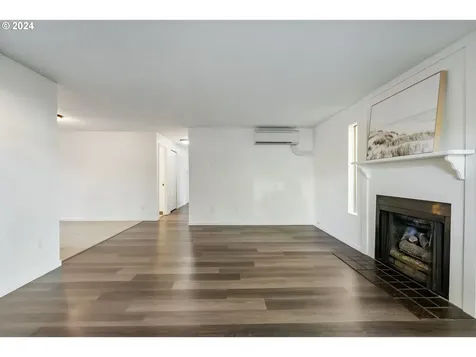 11317 SW 64th Avenue Portland OR 97219