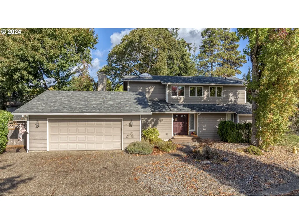 1017 NW Oakwood Circle Mcminnville OR 97128