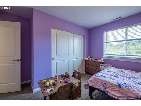 37570 Rock Hill Drive Lebanon OR 97355