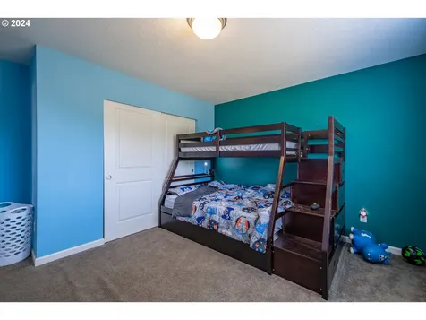 37570 Rock Hill Drive Lebanon OR 97355