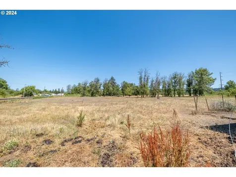 37570 Rock Hill Drive Lebanon OR 97355