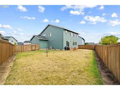 2683 W 13th Place Junction City OR 97448