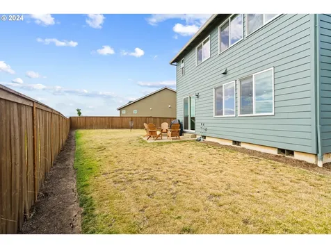 2683 W 13th Place Junction City OR 97448