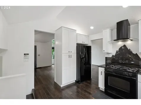 529 SE 13th Court Gresham OR 97080