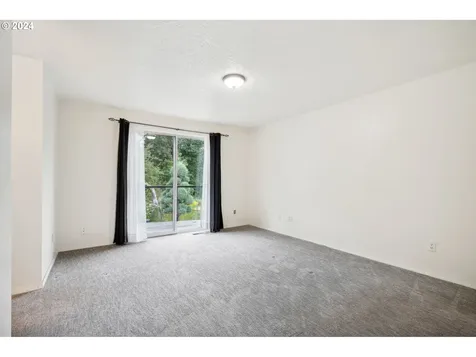529 SE 13th Court Gresham OR 97080