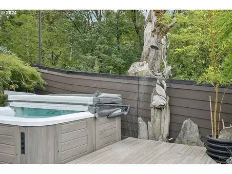 529 SE 13th Court Gresham OR 97080