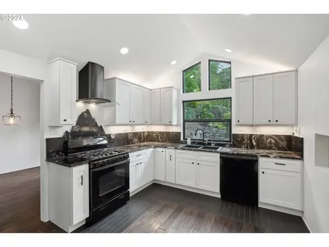 529 SE 13th Court Gresham OR 97080