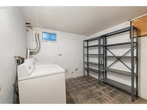 5838 NE Wygant Street Portland OR 97218