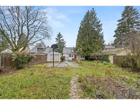 5838 NE Wygant Street Portland OR 97218