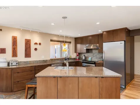 32372 Woodson Lane Cottage Grove OR 97424