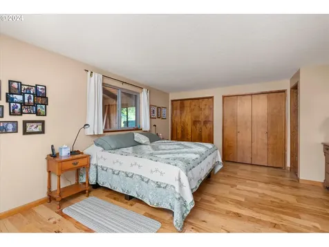 32372 Woodson Lane Cottage Grove OR 97424