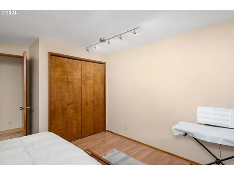 32372 Woodson Lane Cottage Grove OR 97424