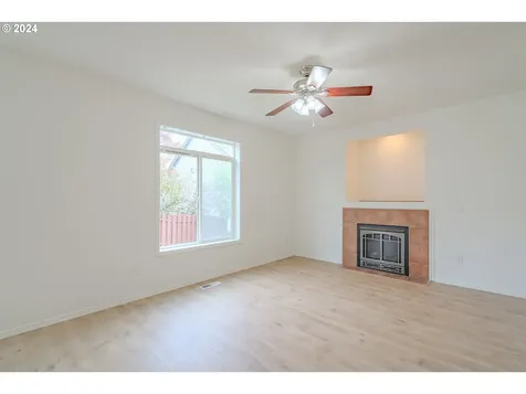 314 S 34th Place Ridgefield WA 98642