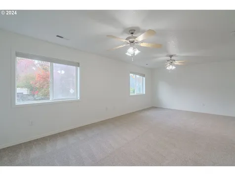 314 S 34th Place Ridgefield WA 98642